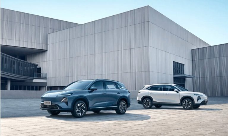 ماشین خفن و اقتصادی با شتاب دیوانه‌کننده!