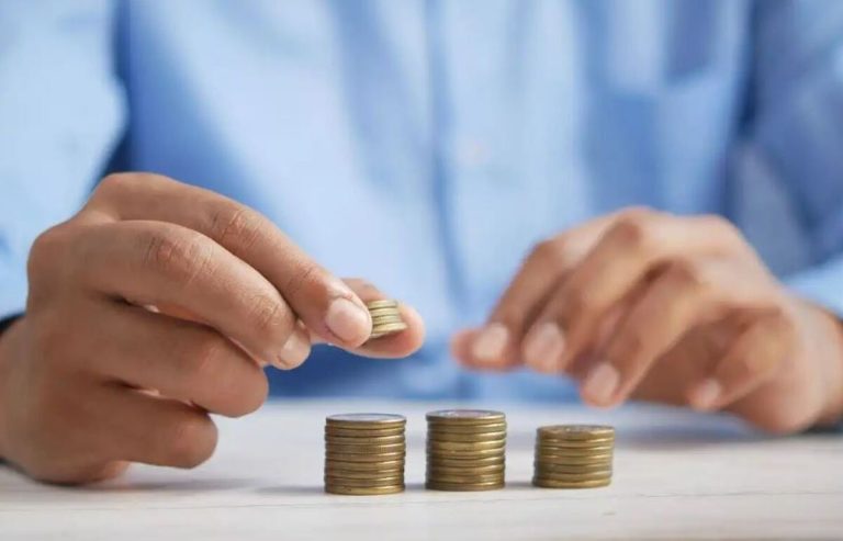 مزایای تسهیلات مالی بنیاد شهید برای افراد مستمری‌بگیر