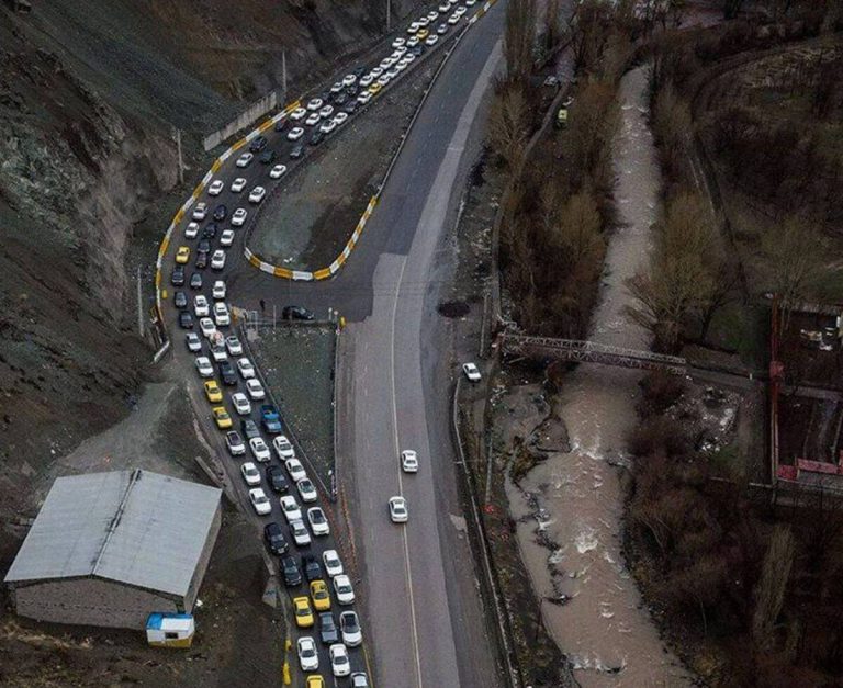 جاده هراز و فیروزکوه: همیشه شلوغ و پرتردد