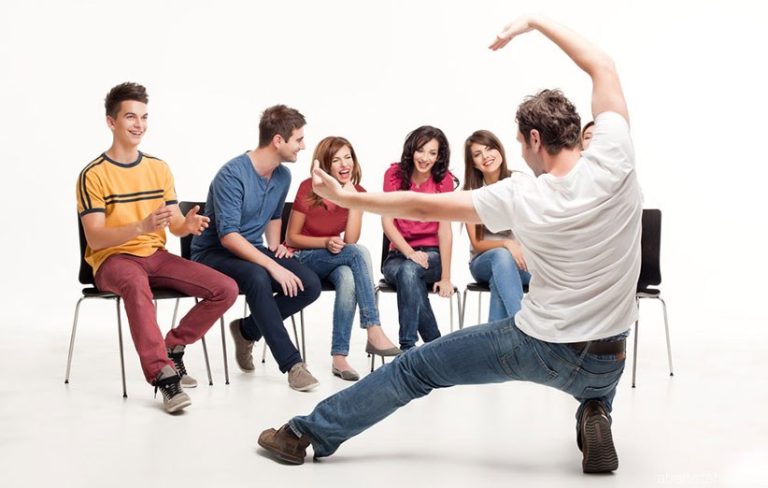 جذاب‌ترین بازی های پانتومیم برای اندروید! اکشن و هیجان انگیز، ۴ بازی پانتومیم آنلاین و آفلاین