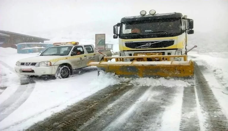 نجات بخشی در مواجهه با برف، سیل و آبگرفتگی در ۱۰ استان ایران