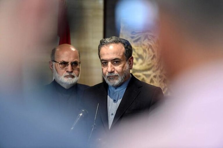 هنر دیپلماسی در برابر چالش های بیشترین میزان را نشان دهید