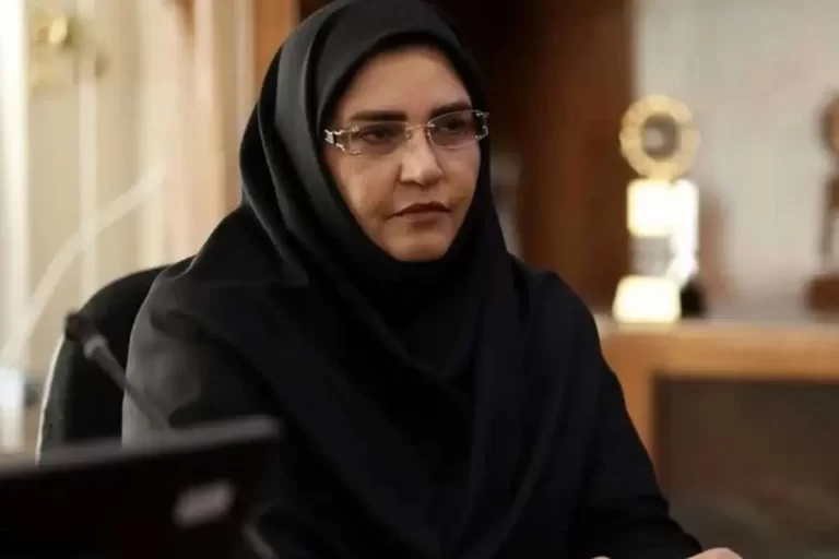 برای اولین بار یک زن معاون روابط کار وزیر کار شد