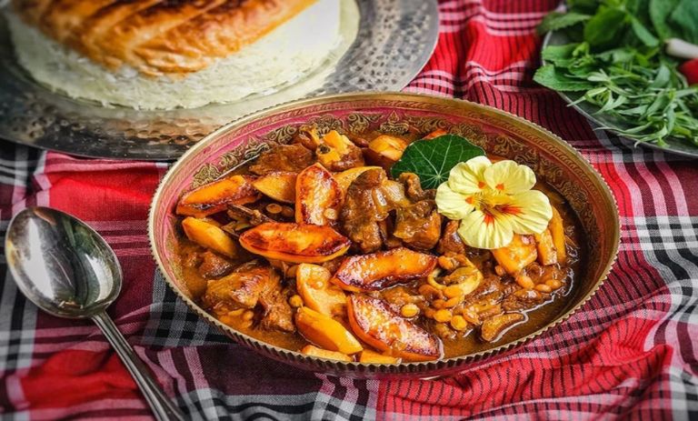 طرز تهیه خورشت به اصفهانی+ 6 نکته طلایی