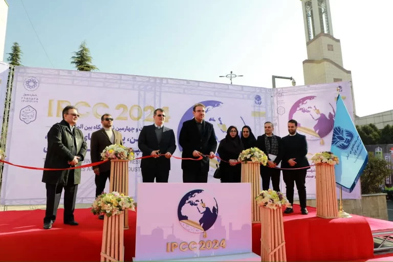 آغاز بیست و چهارمین دوره نمایشگاه بین‌المللی رنگ و رزین در تهران