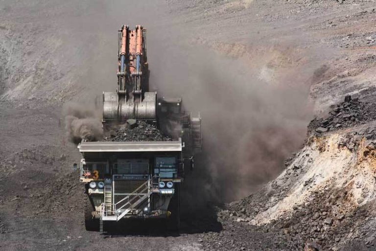 تأمین سنگ‌آهن در آستانه بحران/ ناترازی انرژی و ارز دستوری چگونه سنگ‌آهن را به چاه انداخت؟