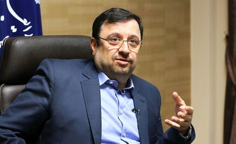 مخالفت‌ها با رفع فیلترینگ جنبه سیاسی دارد/ واتس‌اپ و گوگل‌پلی هیچ شرطی را نپذیرفتند