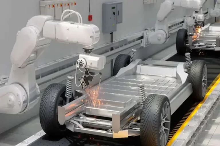 انقلاب در باتری خودروهای برقی/ کره‌ای‌ها باتری‌ای ساختند که ۸۷.۹% عمرش را حفظ می‌کند!