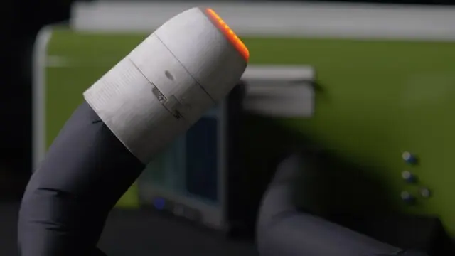 دیدار با مار ۱۰ متری زیر آوار + عکس