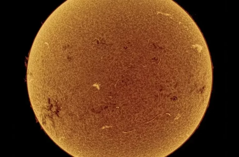 زمین به نزدیک‌ترین فاصله از خورشید رسید!