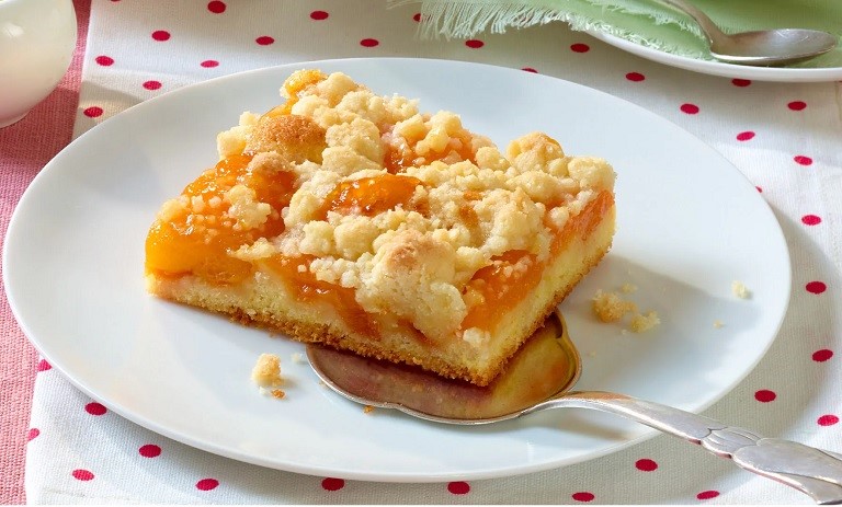 طرز تهیه کرامبل زردآلو؛ شیرینی جذاب با مارمالاد زردآلو