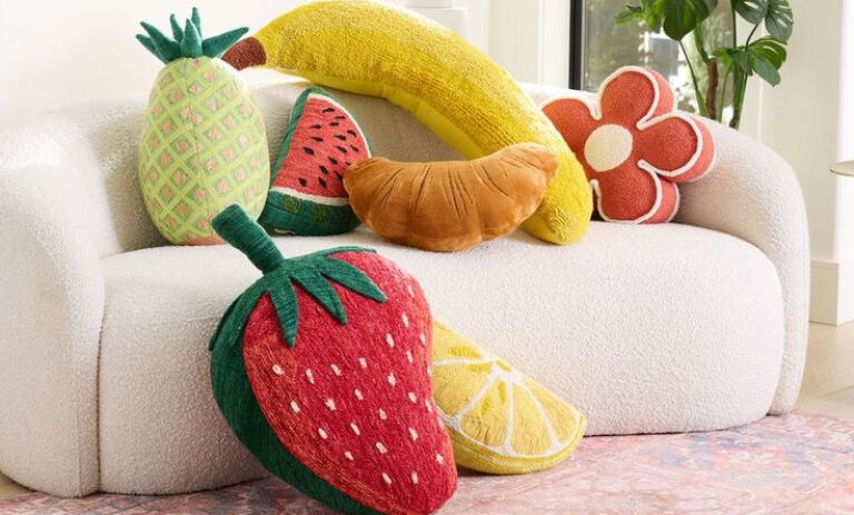 41 مدل کوسن نمدی با طرح‌های جالب میوه