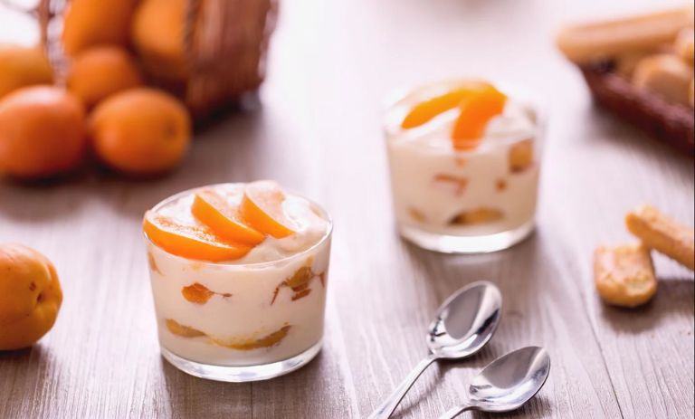 طرز تهیه تیرامیسو زردآلو با طعمی متفاوت و تازه