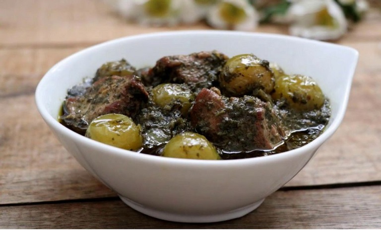 طرز تهیه خورش نعناع جعفری+ نکات جا افتادن