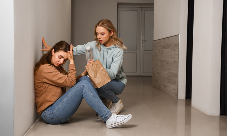 5 دلیل مهم برای نوشیدن آب کافی در شرایط بحرانی و تنش زا