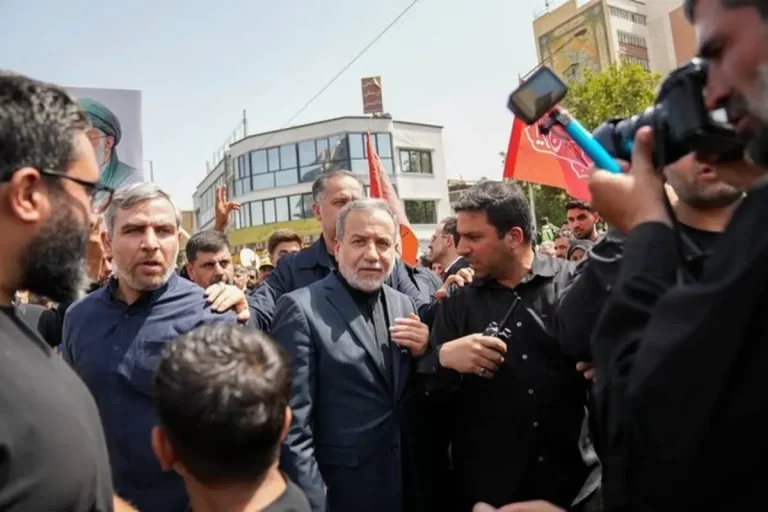 تسلیم برای ما بی معناست – تجارت نیوز