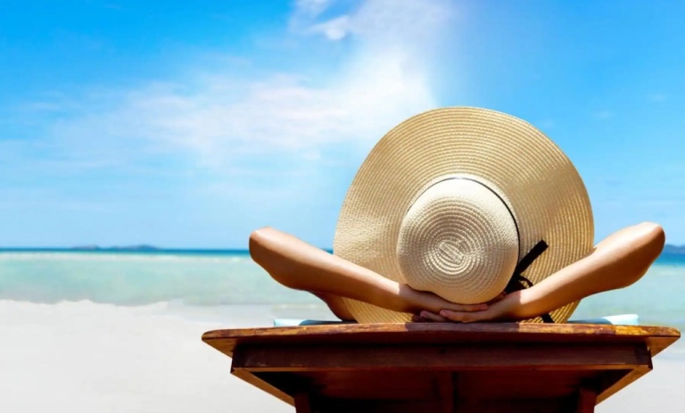 قبل از آفتاب گرفتن این وسایل را فراموش نکنید