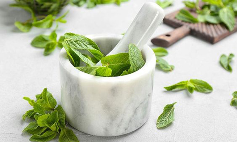 ترفندهای فریز کردن نعناع برای استفاده طولانی‌مدت