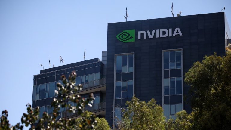 انویدیا به اولین شرکت تاریخ با ارزش ۴ تریلیون دلار تبدیل شد