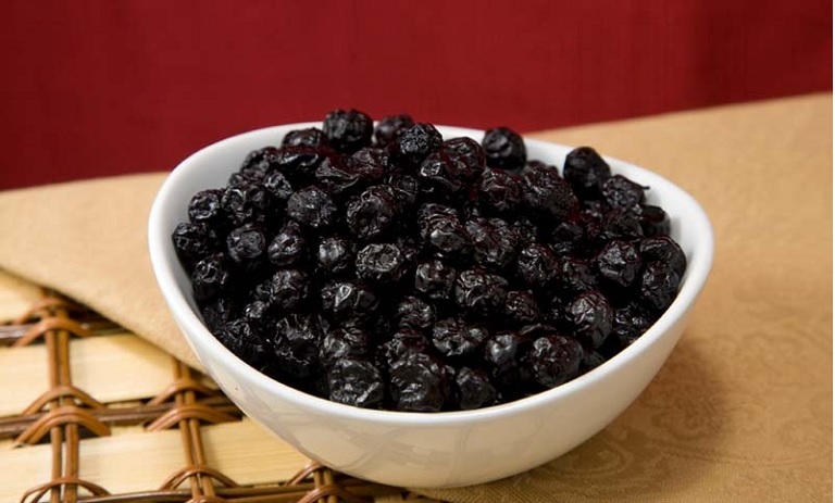 طرز تهیه آلبالو خشکه خانگی به روش سنتی و بازاری