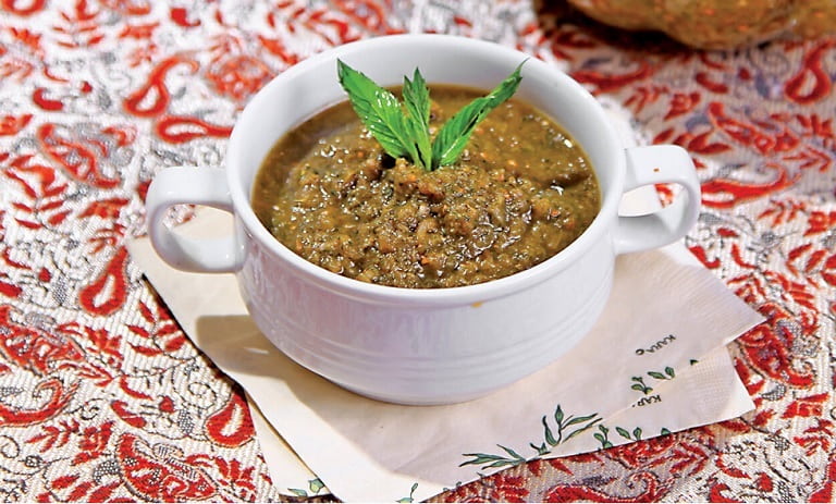 طرز تهیه ترشی نازخاتون با آبغوره به روش اصیل شمالی