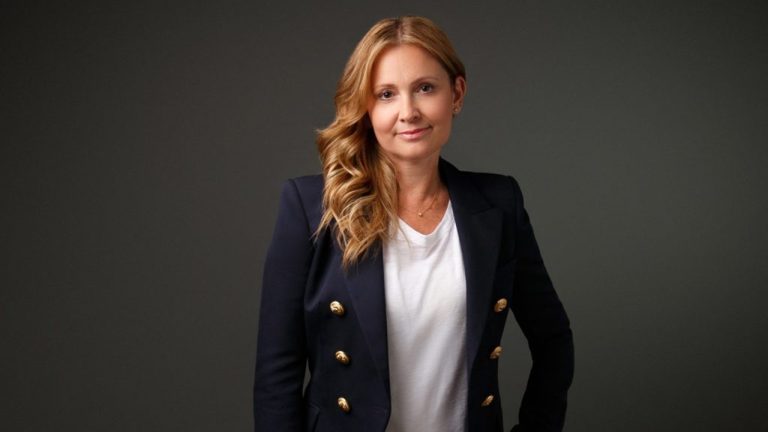 گروهی از اعضای سابق نتفلیکس و برادران وارنر شرکت مشاوره‌ای AiPhelion با تمرکز بر هوش مصنوعی را تاسیس کردند