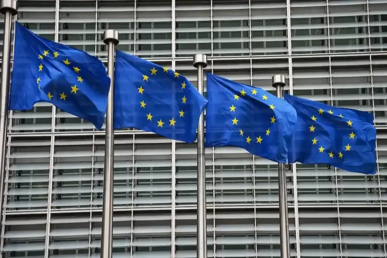 دیپلماسی با ایران در جریان است