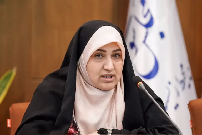 دولت با برنامه‌ریزی قبلی تعطیلات زمستانه مدارس را از امسال اجرایی کند