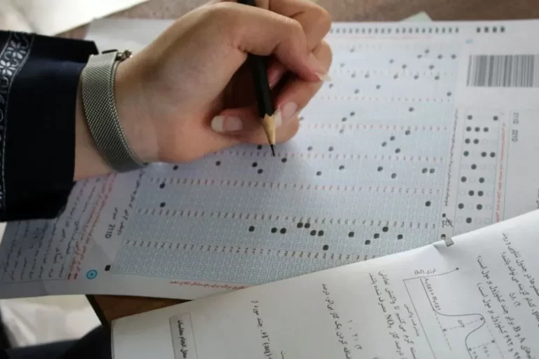 دفترچه کنکور تجربی ۱۴۰۴ منتشر شد+ لینک دانلود – تجارت نیوز