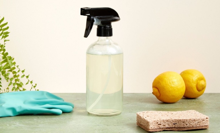 نحوه ساخت سفید کننده سطوح با لیمو ترش+ روش استفاده