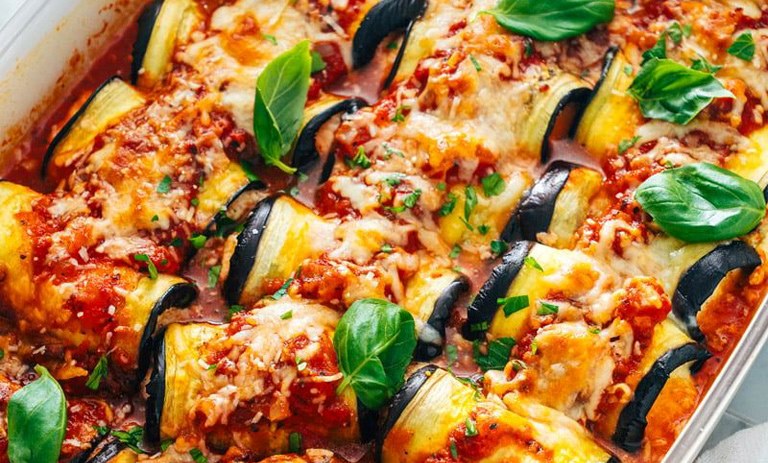 طرز تهیه رولت بادمجان با گوشت چرخ کرده+ نکات