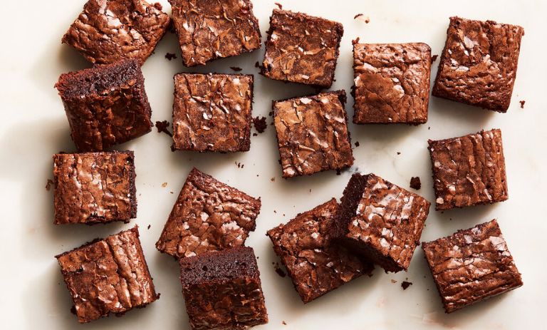 طرز تهیه براونی شکلاتی؛ همانند کافی شاپ‌ها