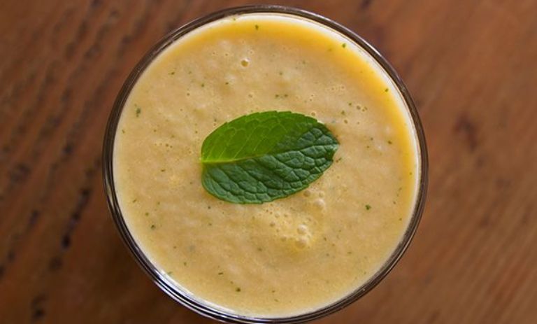 طرز تهیه اسموتی خربزه – مجله اکالا