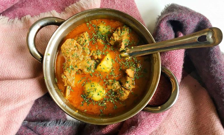 طرز تهیه خورش سیب زمینی و گوجه فرنگی با غوره+ نکات