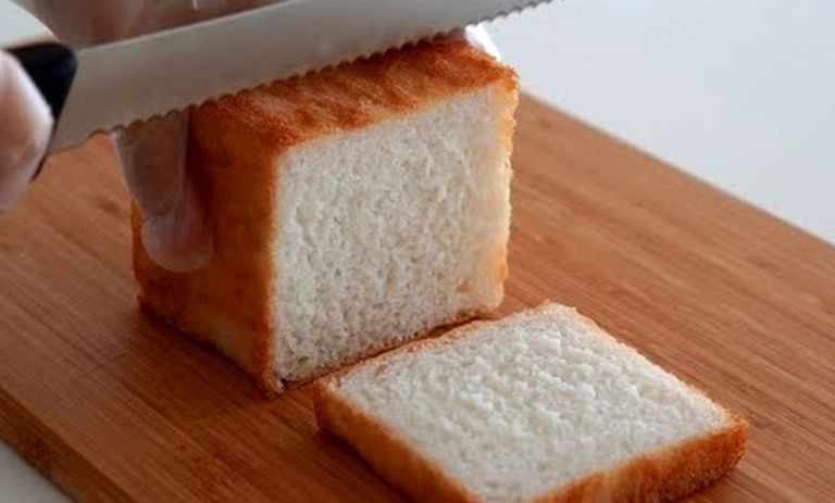 کالری نان تست چقدر است؟