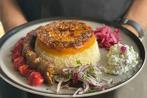 تعبیر خواب غذا گرفتن از سید برای زن متاهل و باردار و دختر مجرد از روانشناسی