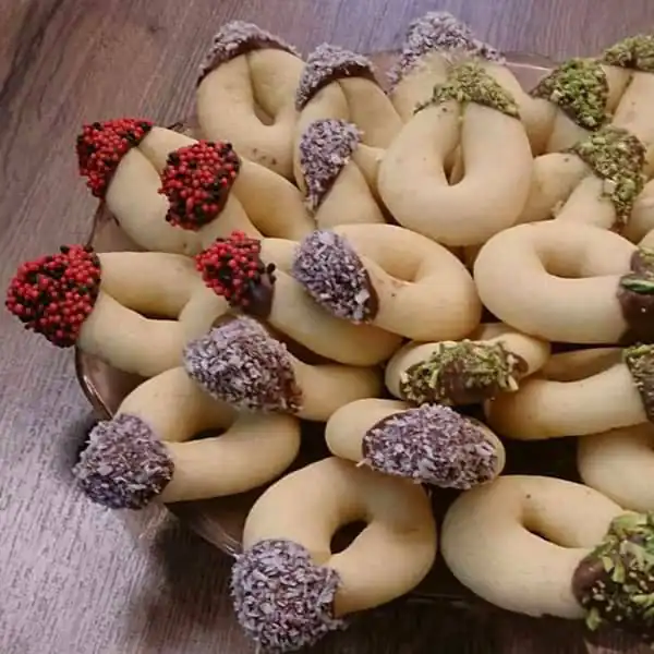 تعبیر خواب شیرینی خریدن و خوردن برای زن متاهل و باردار و دختر مجرد از روانشناسی