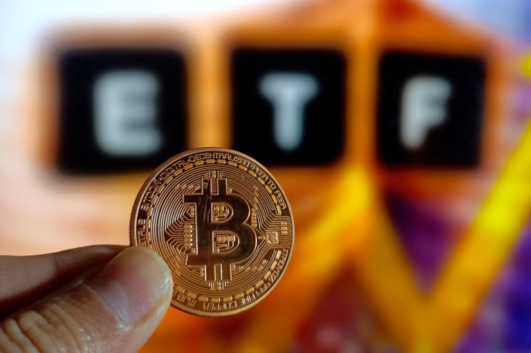 خروج ۱۱۵ میلیون دلار از صندوق‌های ETF بیت کوین در پی ریزش اخیر بازار