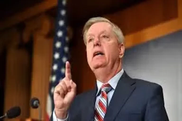 قطع کمک به اسرائیل باعث «مجازات الهی» برای آمریکا می‌شود!