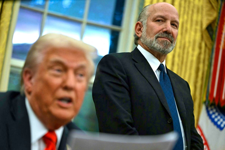 وزیر بازرگانی آمریکا: داده‌های اقتصادی برای اولین بار روی بلاک‌ چین قرار می‌گیرد