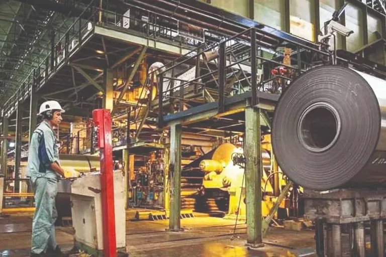 تیر ناترازی انرژی بر قلب صنعت فولاد