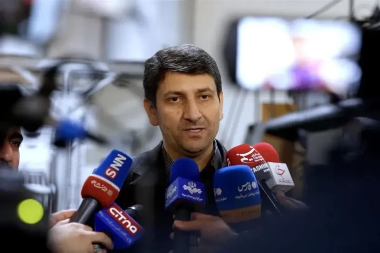 درخواست اصلی نخبگان، اینترنت باکیفیت و بدون محدودیت است