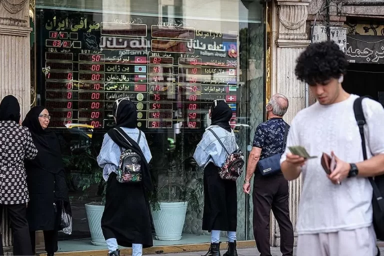 شرط بازگشت دلار به قیمت 90 هزار تومان چیست؟