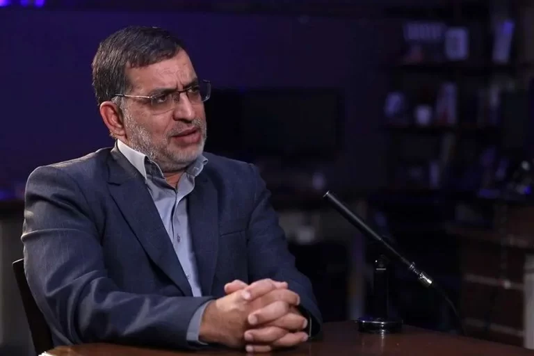 جنگ، جنگ روایت‌هاست/ می‌خواهند امید را در جامعه تضعیف کنند