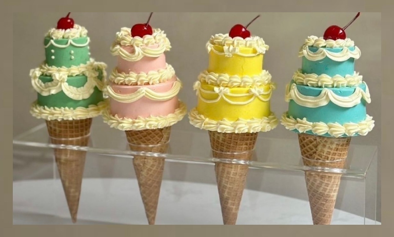 مینی کیک قیفی با طعم و ظاهر جذاب؛ ترند شیرینی 2025