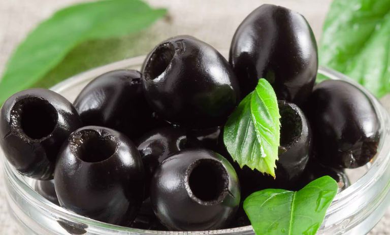 کالری زیتون سیاه چقدر است؟