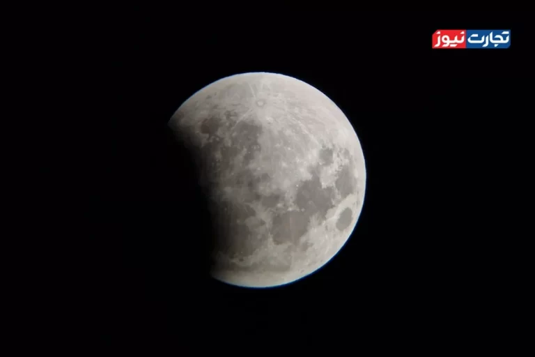 ماه گرفتگی در آسمان تهران + عکس