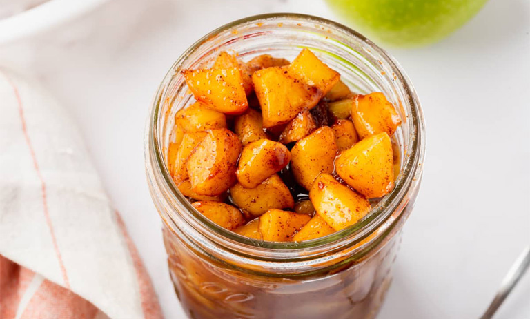 طرز تهیه کمپوت سیب ترش با ماندگاری بالا