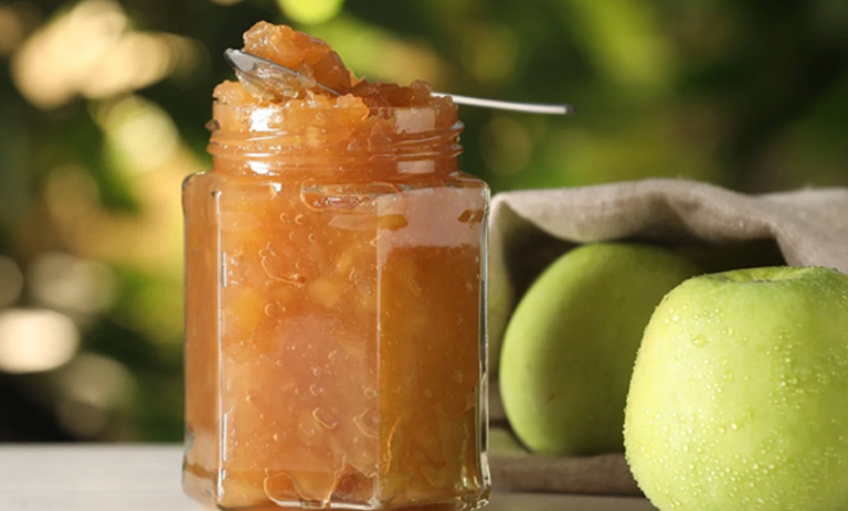 طرز تهیه مربای سیب ترش+ نکات شکرک نزدن