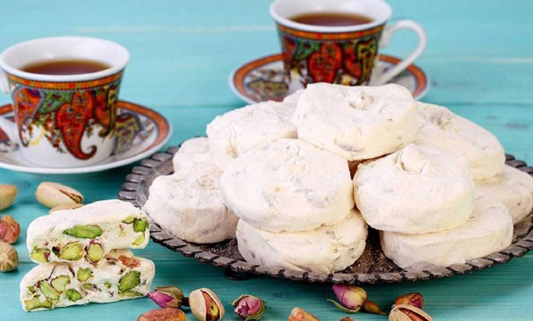 1 عدد گز چقدر کالری دارد؟